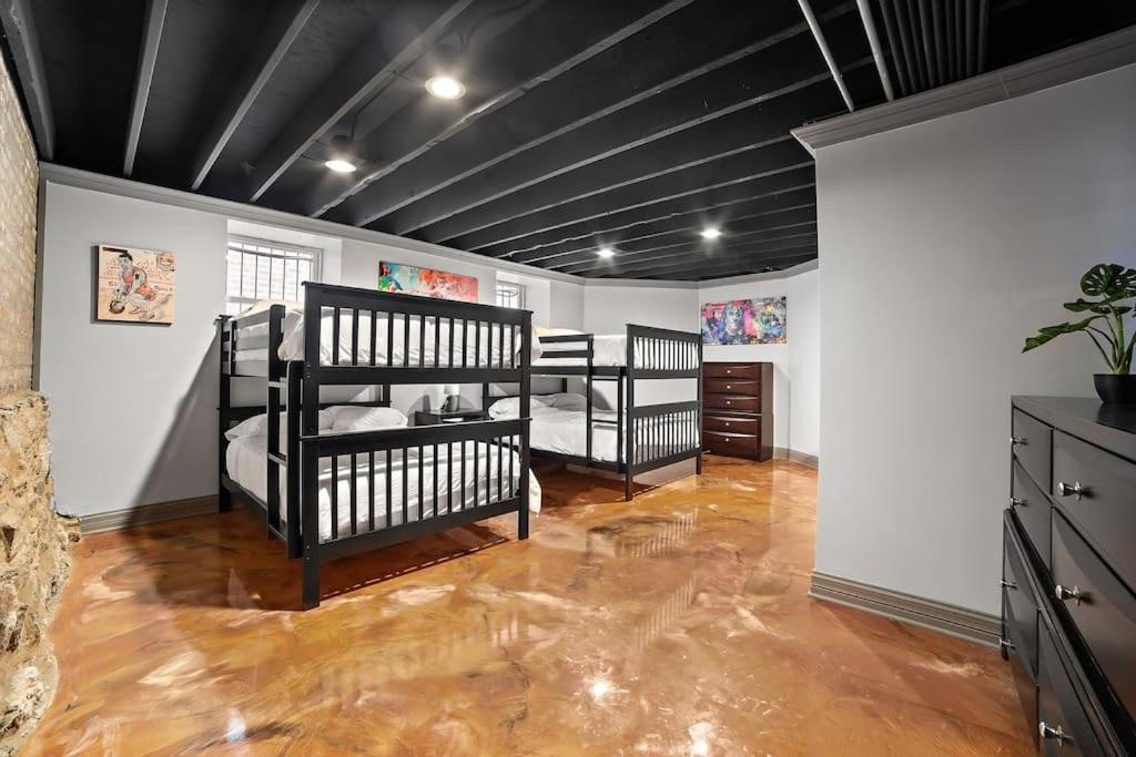 Chicago Mid-Century Gem Steps From United Centerヴィラ エクステリア 写真