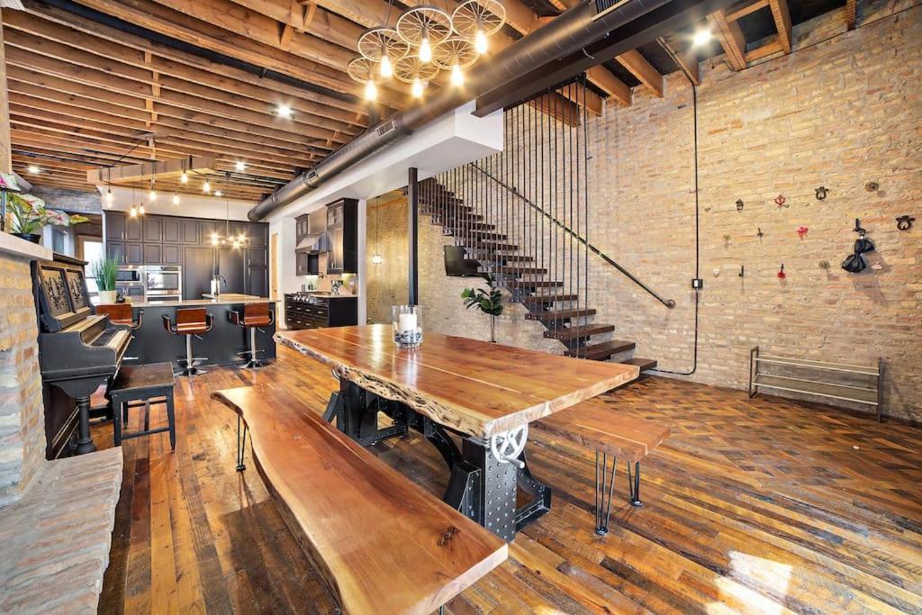 Chicago Mid-Century Gem Steps From United Centerヴィラ エクステリア 写真